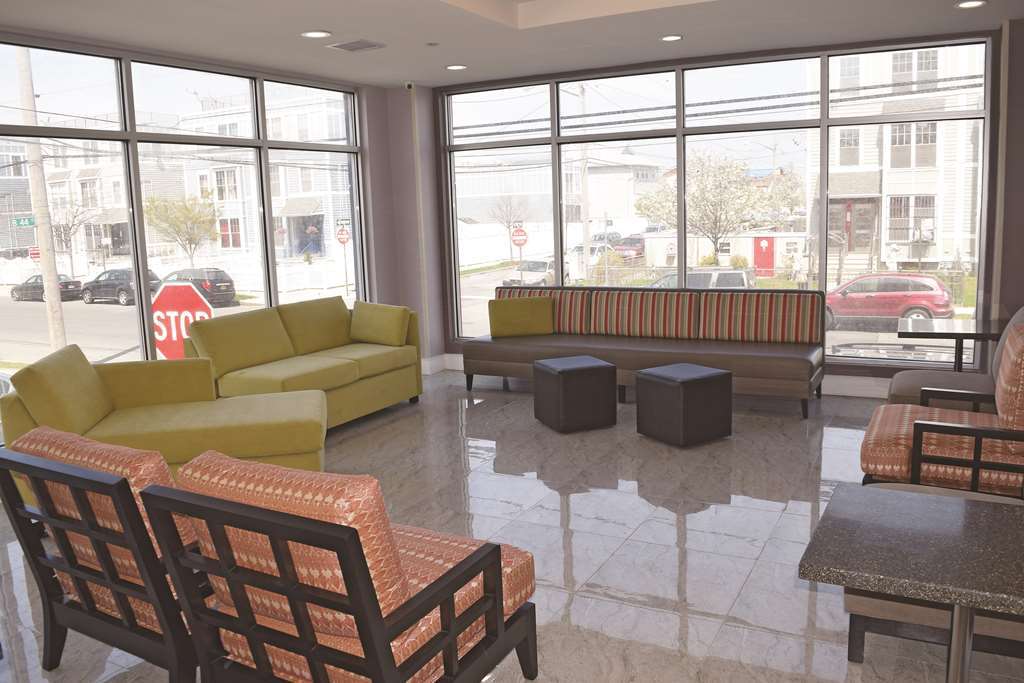 La Quinta Inn & Suites Far Rockaway - Beach Hotel Ню Йорк Интериор снимка